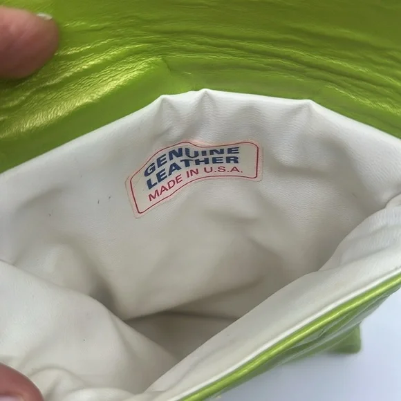 Gtg Neon Green Genuine Leather embossed Crocodile Pattern Crossbody Bag - Picture 6 of 7